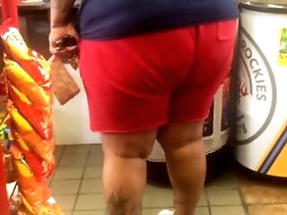 huge phat ebony bbw bent it over in the gas station